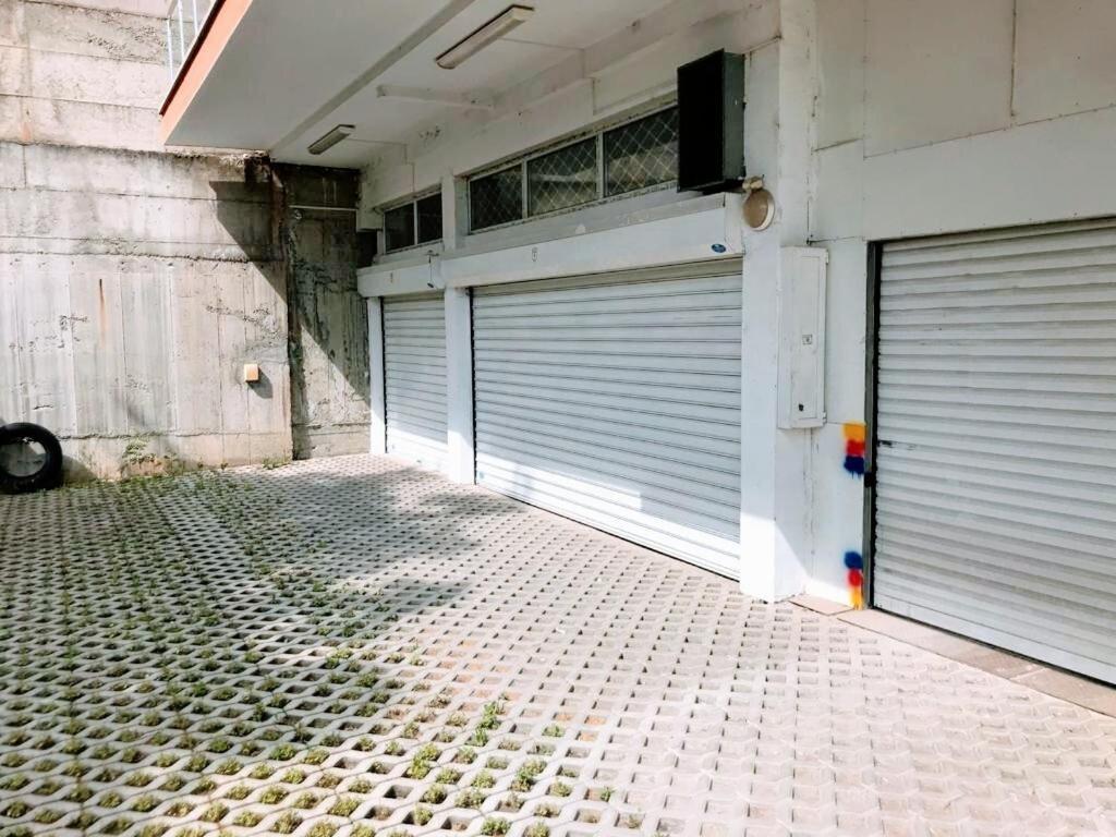 Apartment Sunny 1- Bdr In Banishora District